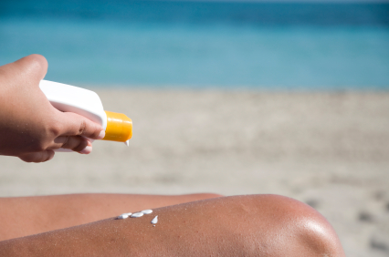 Naturopathic Doctor's Guide To Non-toxic Sunscreens For Summer